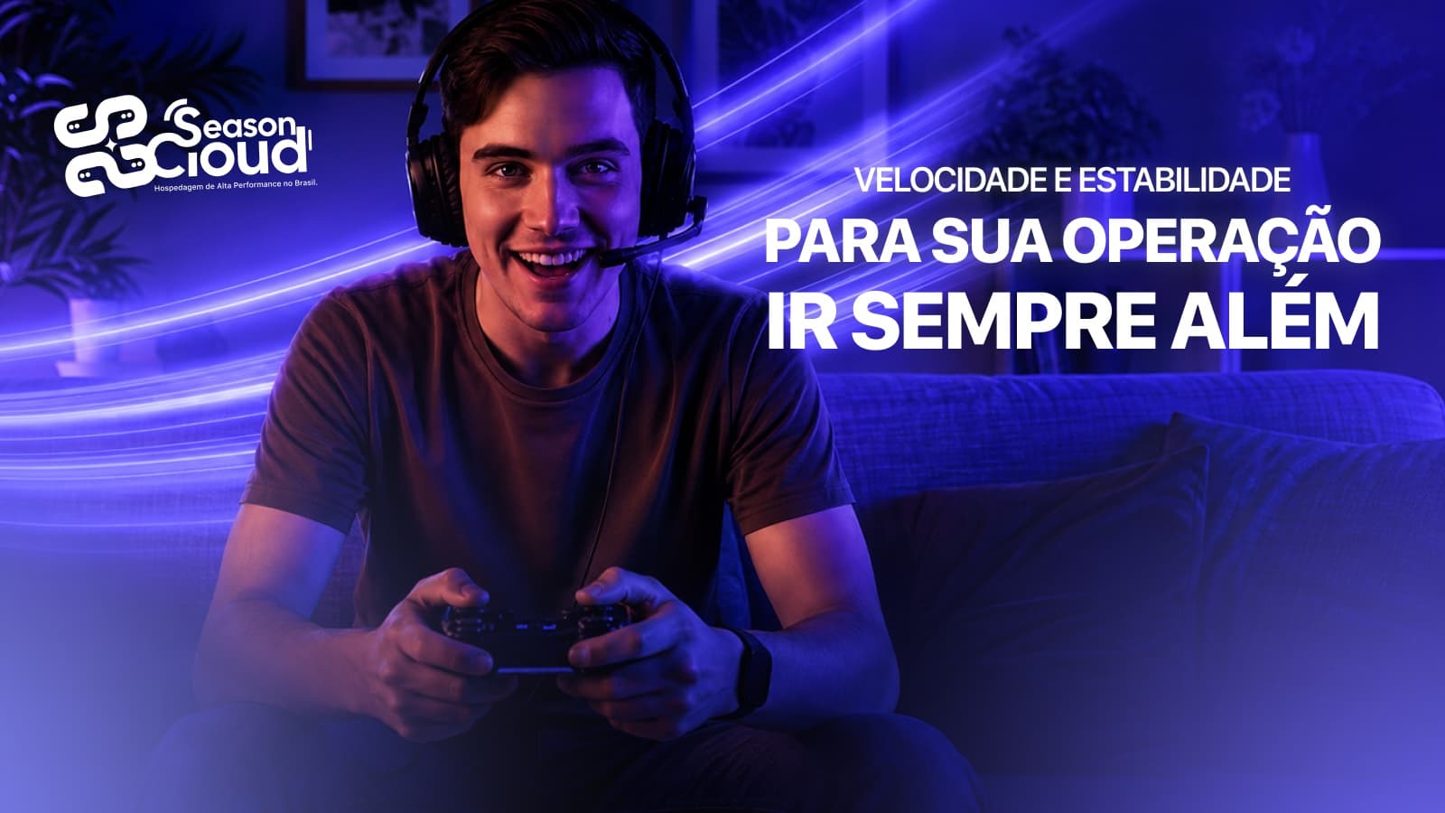 Jogador com headset em partida online, sem travamentos